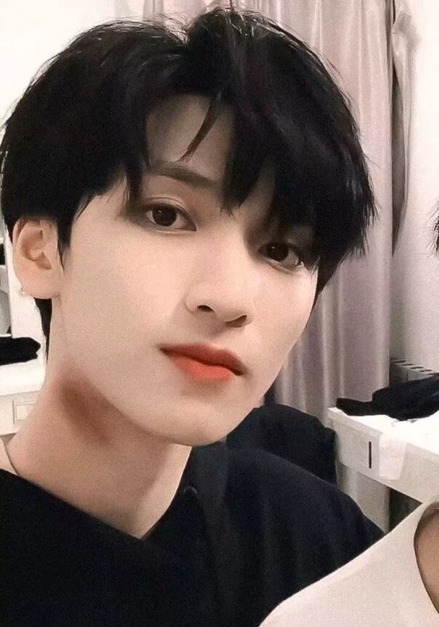tnt时代少年团严浩翔