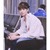 黄明昊