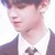 黄明昊.