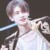 黄明昊_