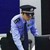 警员