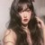 女生B