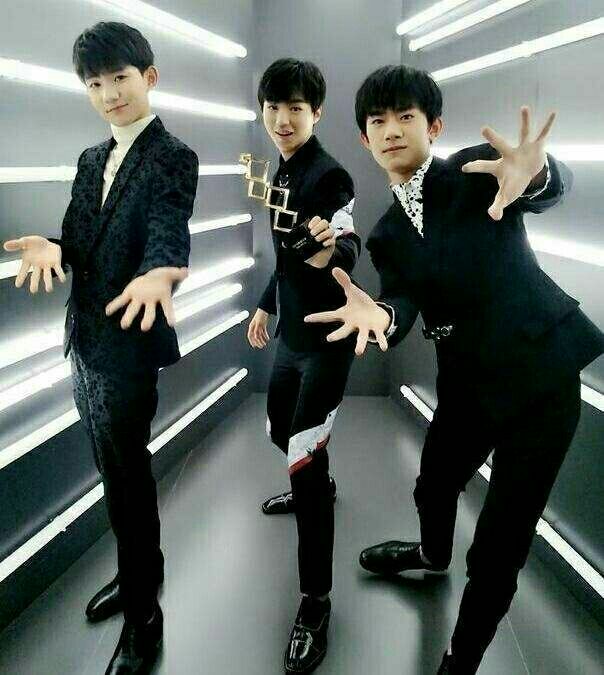 tfboys2020最新帅照,tfboys最新合照2020 tfboys的帅照