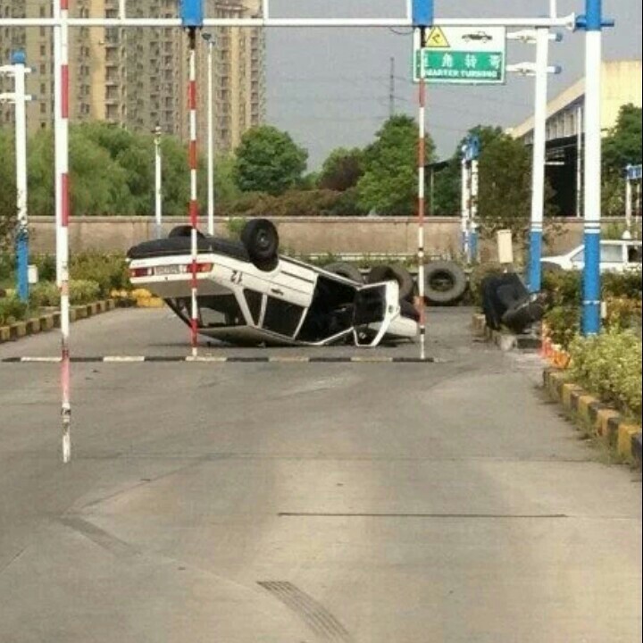 科目2能考成这样,请问这还有第二次机会吗.