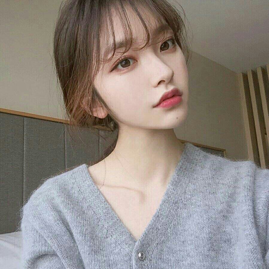 蔡徐坤女朋友的照片图片