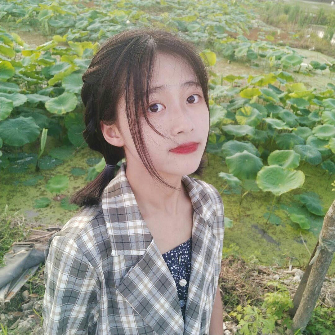 摘五十九颗星星:女生头像