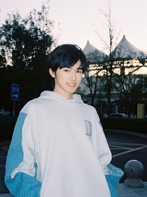 宋亚轩：男明星的油王美女