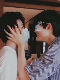 小少爺，喜歡我？