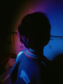 我和他你要谁