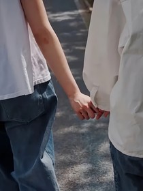 爱而不见，搔首踟蹰
