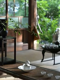 茶盞微涼：唐卿史劇