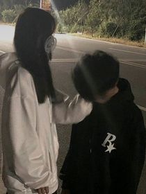 妹妹：男友？