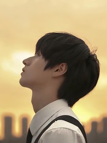 璨星陪着皓月