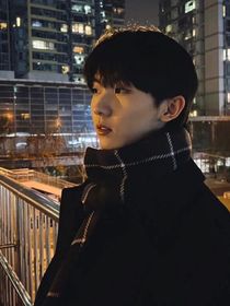 TNT囚鸟
