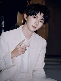 馬嘉祺：私藏月亮