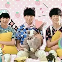 校園甜蜜故事t