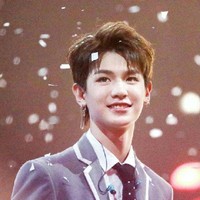 黄明昊张艺兴朱正廷
