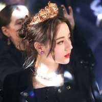 晓彤热巴好闺蜜