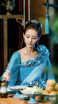 晚媚