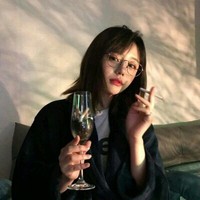 娇女和大狼狗