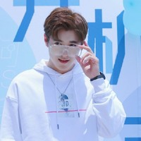 楚炎