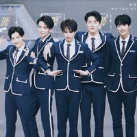 沙漠五子