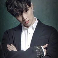 張藝興