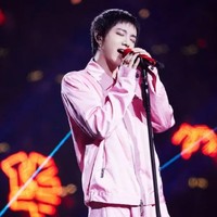 音樂鬼才華晨宇