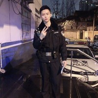 周世奇