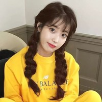 lU李知恩