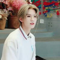 小狐狸李希侃