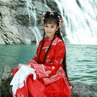 主云薇