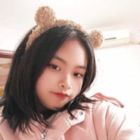 关晓彤的甜筒