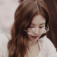 女主皮相Jennie