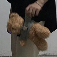 一个很鸽的小咕子