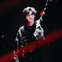 男主白墨