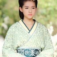 张嫣
