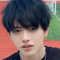 高颜值高智商机械男友