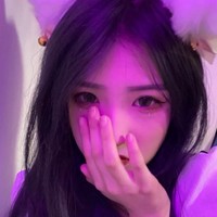 讲述一个女孩在酒吧