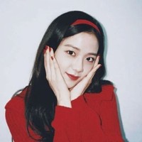 郑汨奈