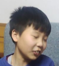 佟左