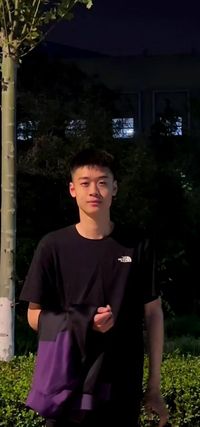 蔡杭朔