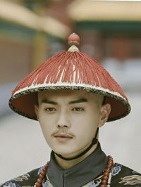 富察金成