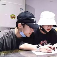 豪丞翔霖