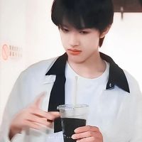 張極X江妍