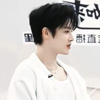 男主侯明昊
