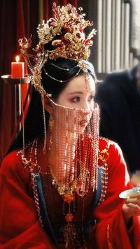鄞冰