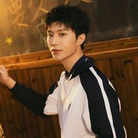 要久久愛蔣翼