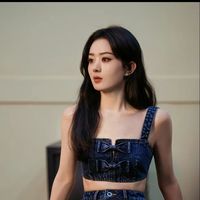梦娜的呦西