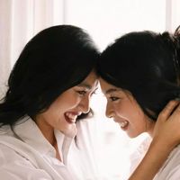 現(xiàn)實(shí)照進(jìn)書(shū)籍
